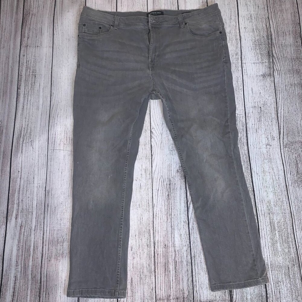 Kenneth Cole Jeans Men's 42x30 Gray Medium Wash Regular fit Zip Fly